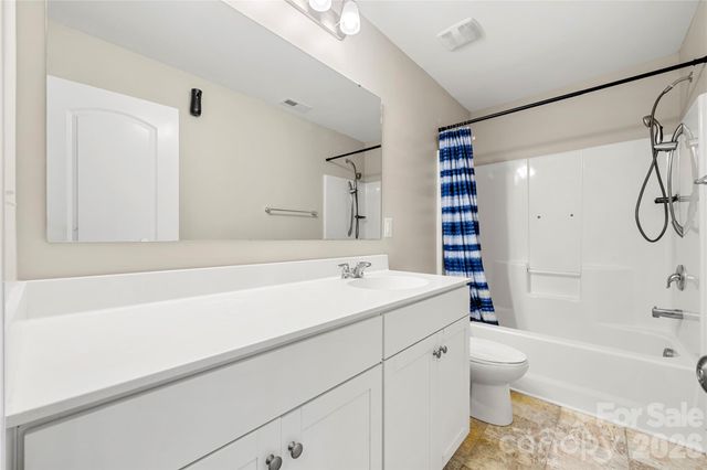 4628 Meshack Avenue, Charlotte, NC 28213