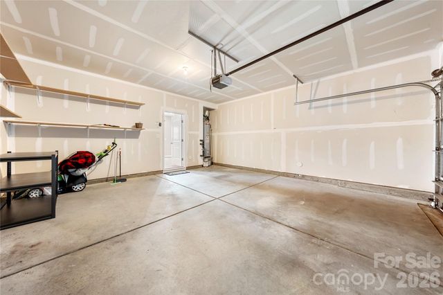 4628 Meshack Avenue, Charlotte, NC 28213