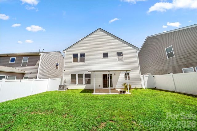 4628 Meshack Avenue, Charlotte, NC 28213
