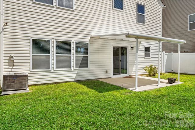 4628 Meshack Avenue, Charlotte, NC 28213