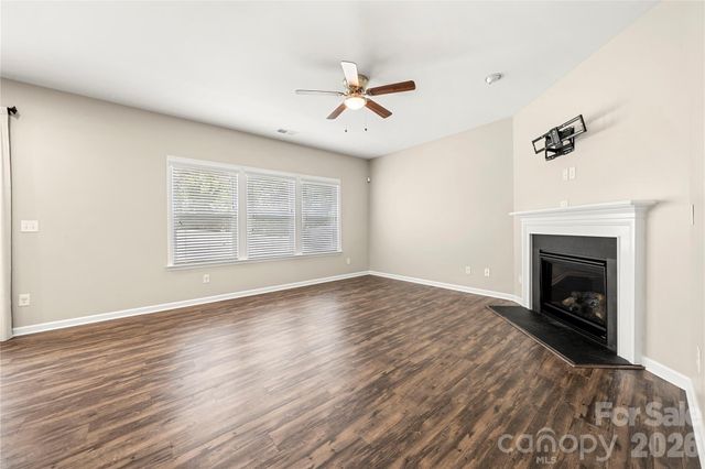4628 Meshack Avenue, Charlotte, NC 28213