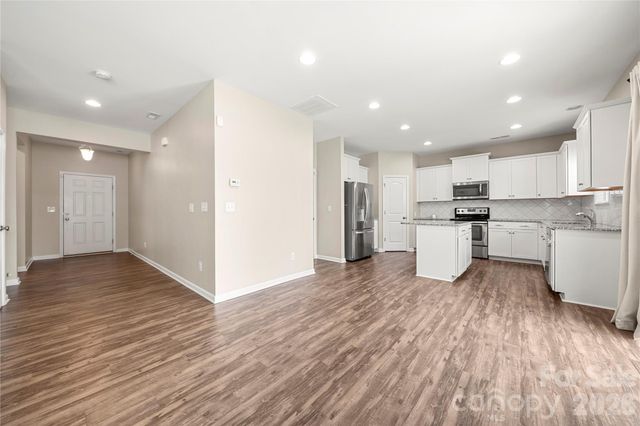 4628 Meshack Avenue, Charlotte, NC 28213
