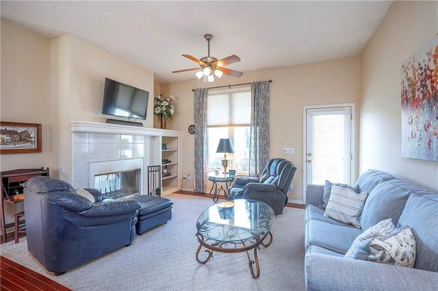 20265 W 115th Terrace, Olathe, KS 66061