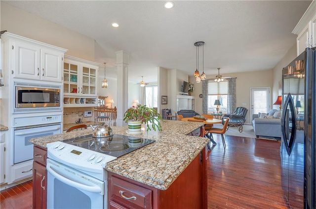 20265 W 115th Terrace, Olathe, KS 66061