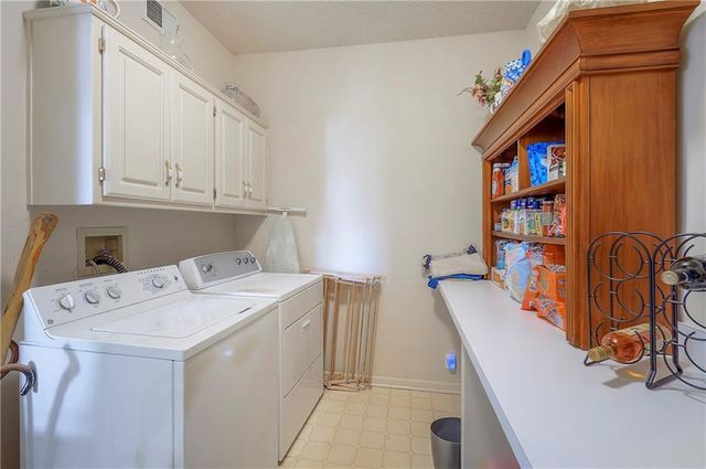 20265 W 115th Terrace, Olathe, KS 66061