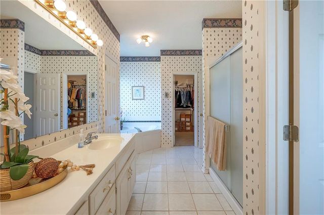 20265 W 115th Terrace, Olathe, KS 66061