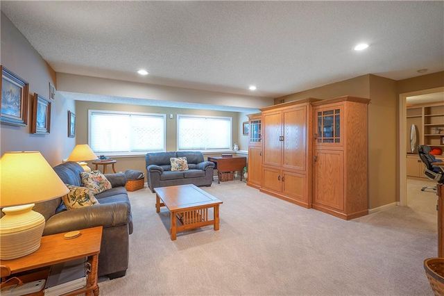 20265 W 115th Terrace, Olathe, KS 66061