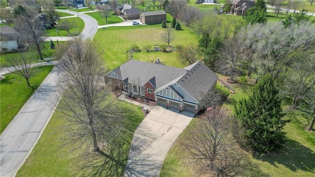 20265 W 115th Terrace, Olathe, KS 66061