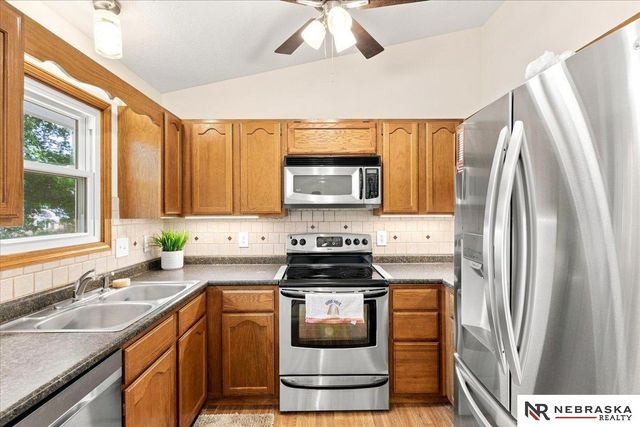 1245 W Jean Avenue, Lincoln, NE 68522