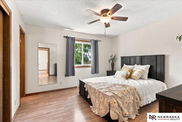 1245 W Jean Avenue, Lincoln, NE 68522