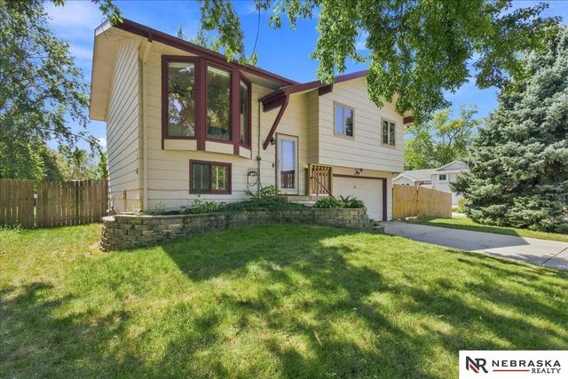 1245 W Jean Avenue, Lincoln, NE 68522