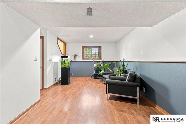 1245 W Jean Avenue, Lincoln, NE 68522