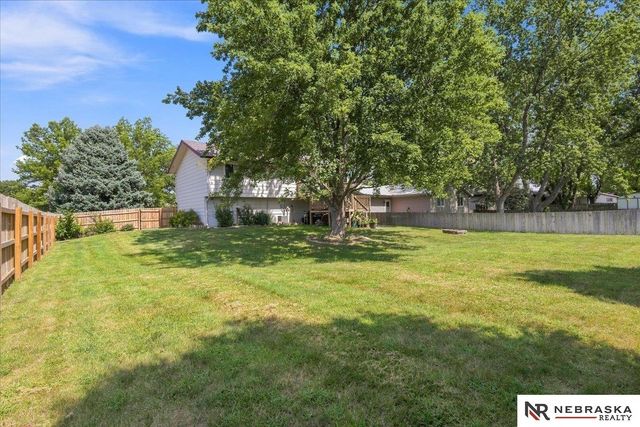 1245 W Jean Avenue, Lincoln, NE 68522