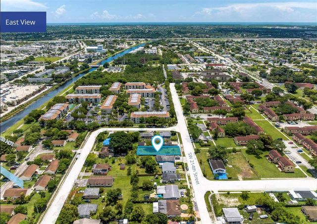 11417 SW 214th, Miami, FL 33189