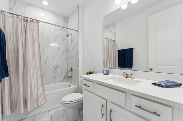 1956 SUNSHINE PEAK DRIVE, Minneola, FL 34715