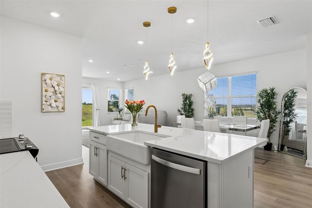 1956 SUNSHINE PEAK DRIVE, Minneola, FL 34715