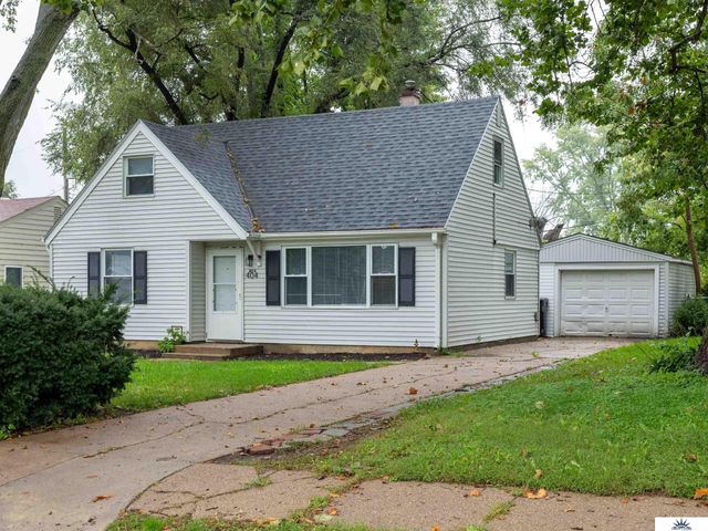 404 W 30th Avenue, Bellevue, NE 68005