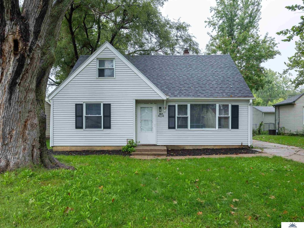 404 W 30th Avenue, Bellevue, NE 68005