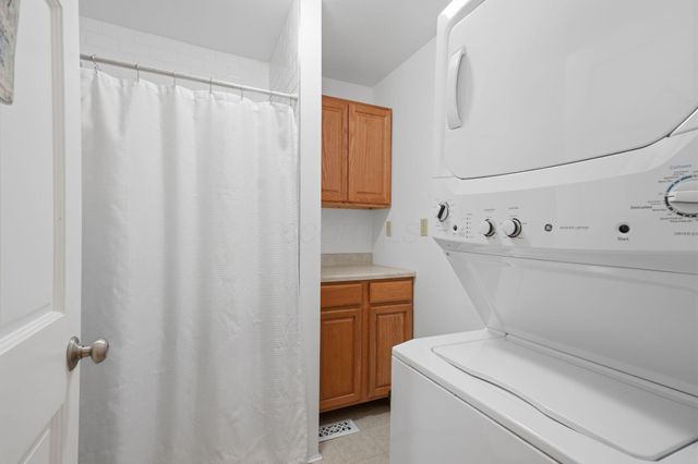 64 E Main Street, Westerville, OH 43081