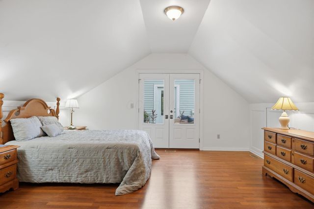 64 E Main Street, Westerville, OH 43081