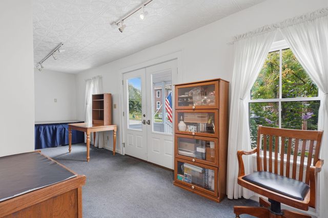 64 E Main Street, Westerville, OH 43081