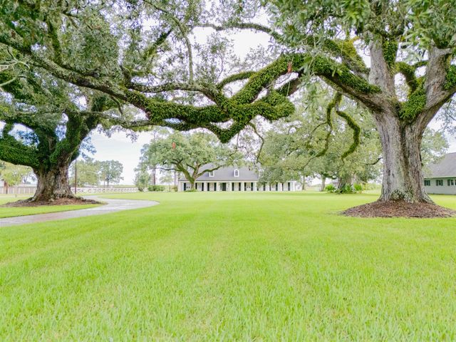 567 Highway 308, Thibodaux, LA 70301