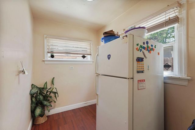 1006 6th St, Modesto, CA 95354