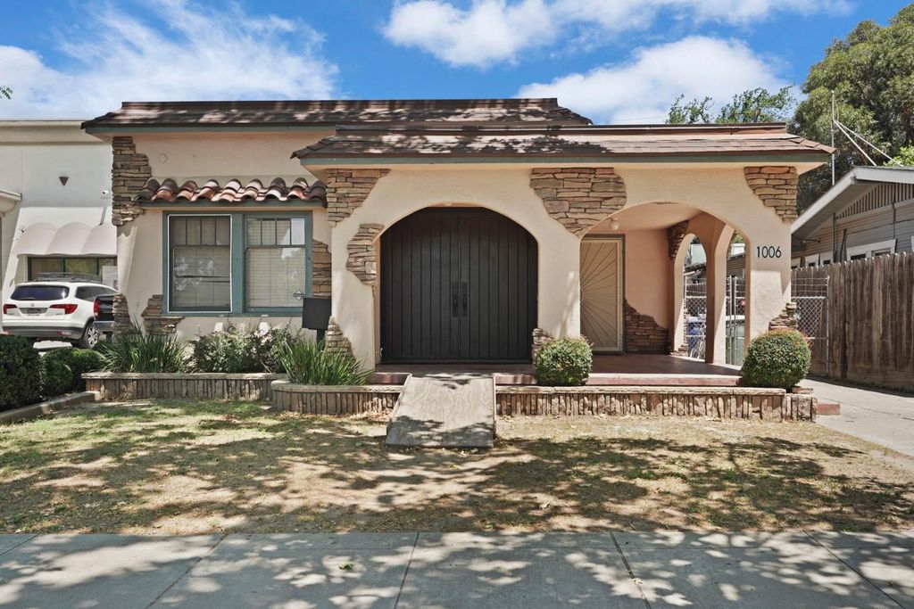 1006 6th St, Modesto, CA 95354