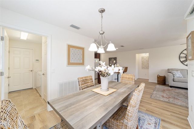 5076 NEPTUNE CIRCLE, Oxford, FL 34484