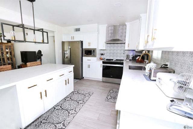 234 E MESQUITE, Yuma, AZ 85364