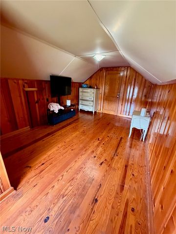 1350 E Florida Avenue, Youngstown, OH 44502