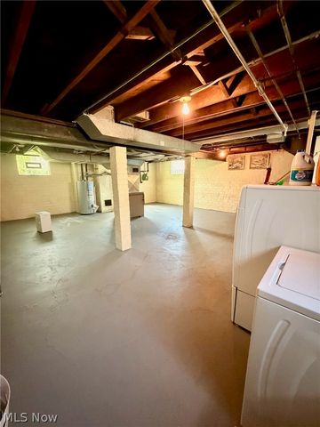 1350 E Florida Avenue, Youngstown, OH 44502