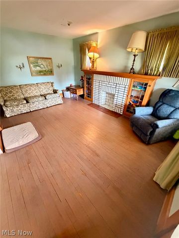 1350 E Florida Avenue, Youngstown, OH 44502