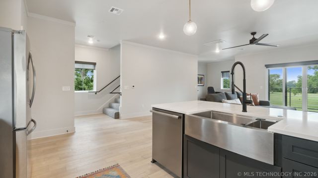 3755 S Riverside Drive 3755, Tulsa, OK 74105