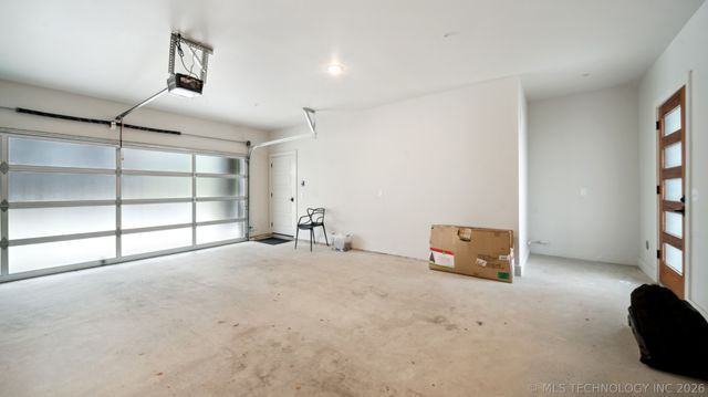 3755 S Riverside Drive 3755, Tulsa, OK 74105