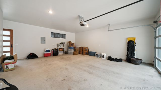 3755 S Riverside Drive 3755, Tulsa, OK 74105