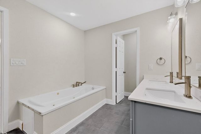 529 Morris Lane, Greenville, TX 75402