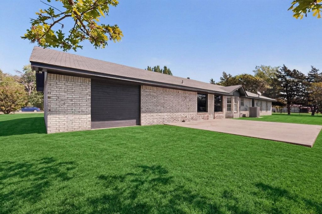 529 Morris Lane, Greenville, TX 75402