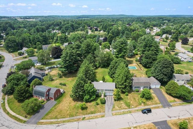 66 Indian Meadow Dr, Northborough, MA 01532