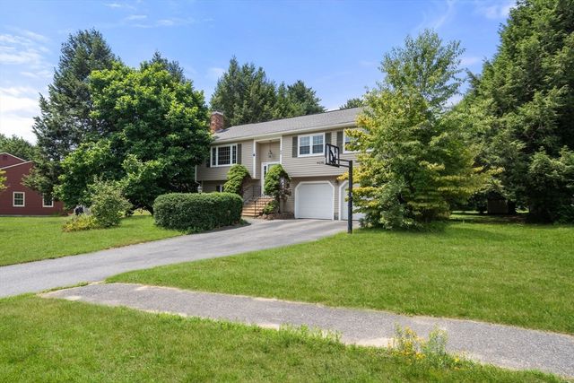 66 Indian Meadow Dr, Northborough, MA 01532