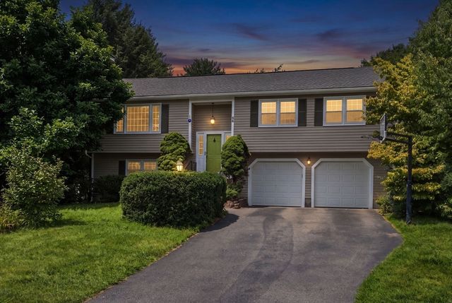 66 Indian Meadow Dr, Northborough, MA 01532