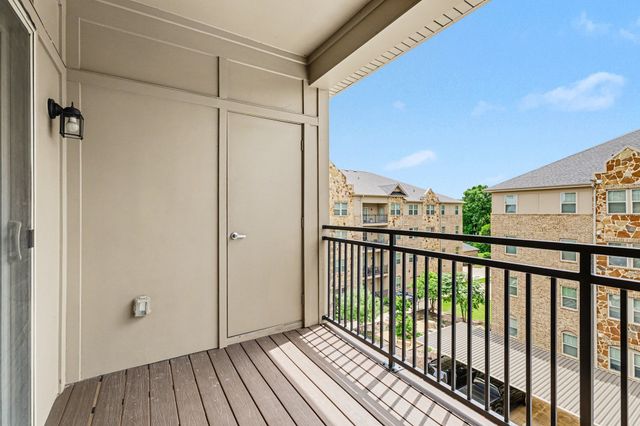 1735 Wittington Place 3402, Farmers Branch, TX 75234