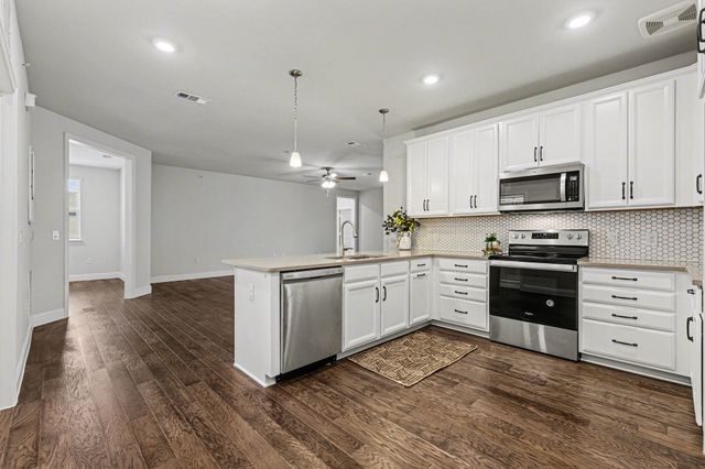 1735 Wittington Place 3402, Farmers Branch, TX 75234