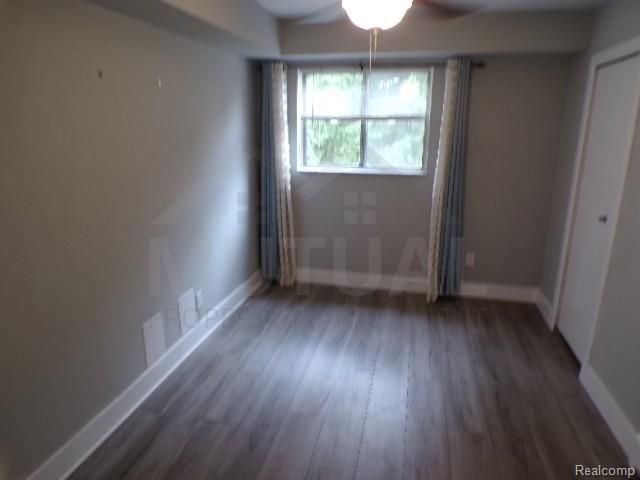 1880 Axtell Drive, Troy, MI 48084