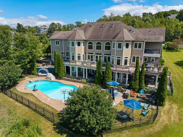 447 Highlands Drive, Williston, VT 05495