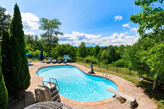 447 Highlands Drive, Williston, VT 05495