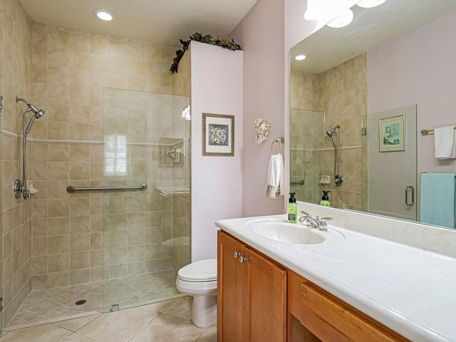 6480 Oxford Circle 103C, Vero Beach, FL 32966