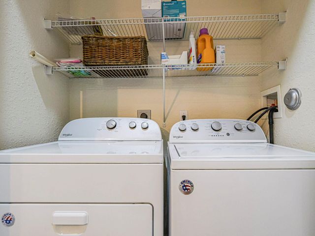 6480 Oxford Circle 103C, Vero Beach, FL 32966