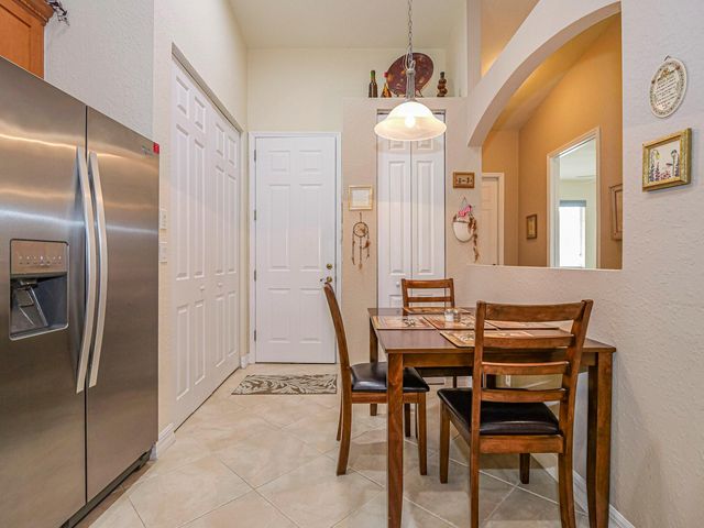 6480 Oxford Circle 103C, Vero Beach, FL 32966