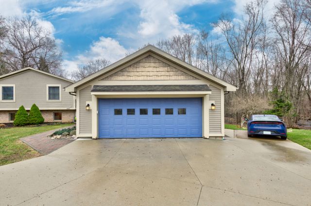 5933 Salabelle Street, Summit Twp, MI 49201